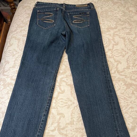 Seven7 jeans medium wash straight leg blue denim logo stitching on pockets Sz 8 - Picture 3 of 16